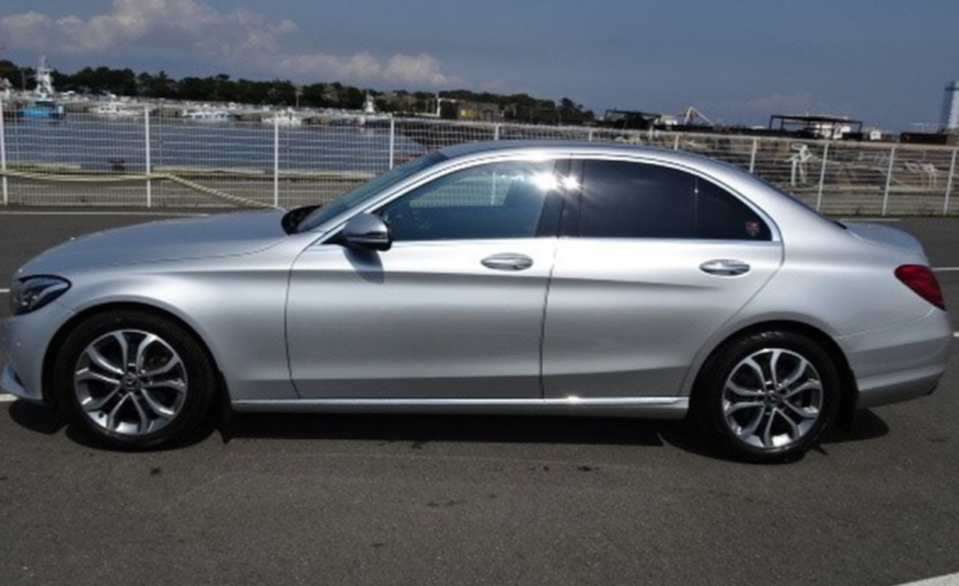 2017 Mercedes Benz C-Class. JUST LANDED! EXCELLENT CONDITION!